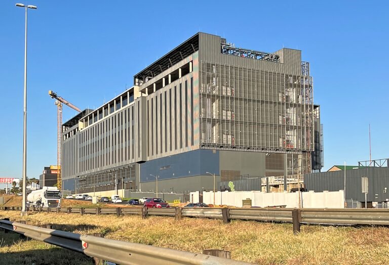 Africa’s Data Centres Are Multiplying. The Cloud Above Them Is Still Foreign-Owned.
